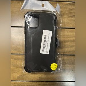 iPhone 11 Pro Max case with belt clip holster- Black